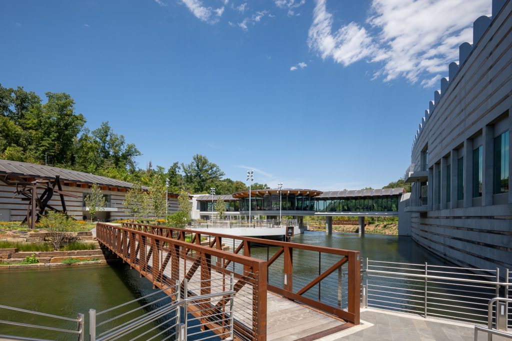 View of Crystal Bridges Museum of American Art from the exterior.