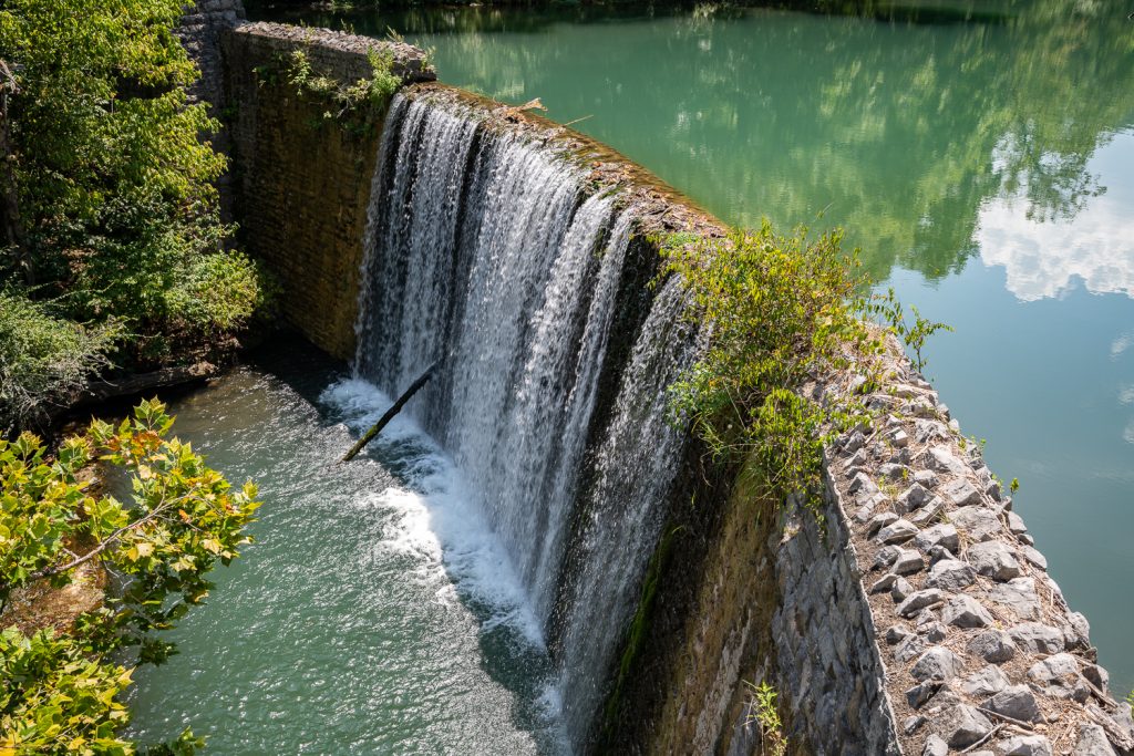 Beautiful Mirror Lake near Blanchard Springs. This is the spillway. 