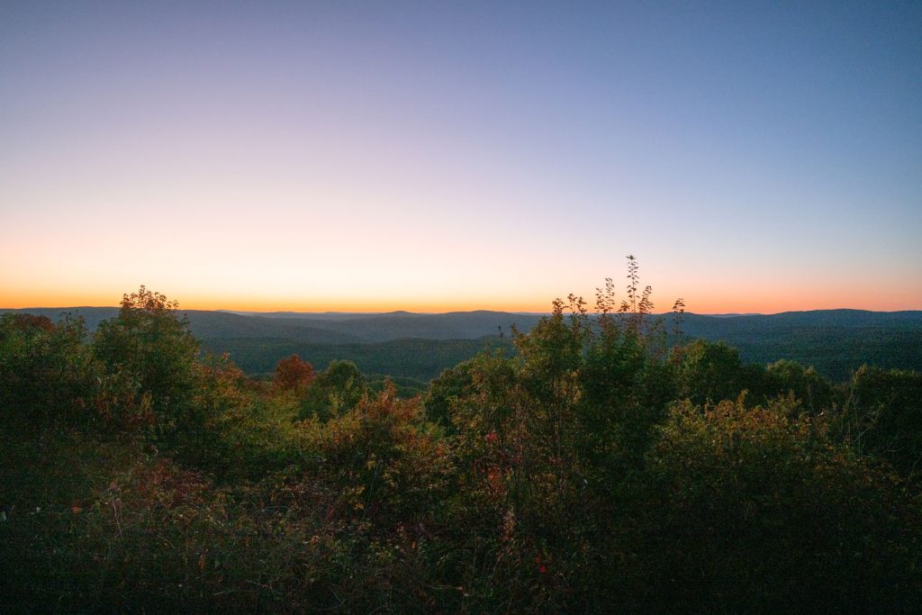 Sunset view from Rotary Ann Overlook on Scenic 7 Byway in Arkansas. 