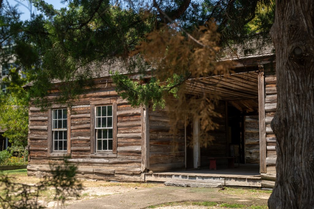 A log dogtrot building.
